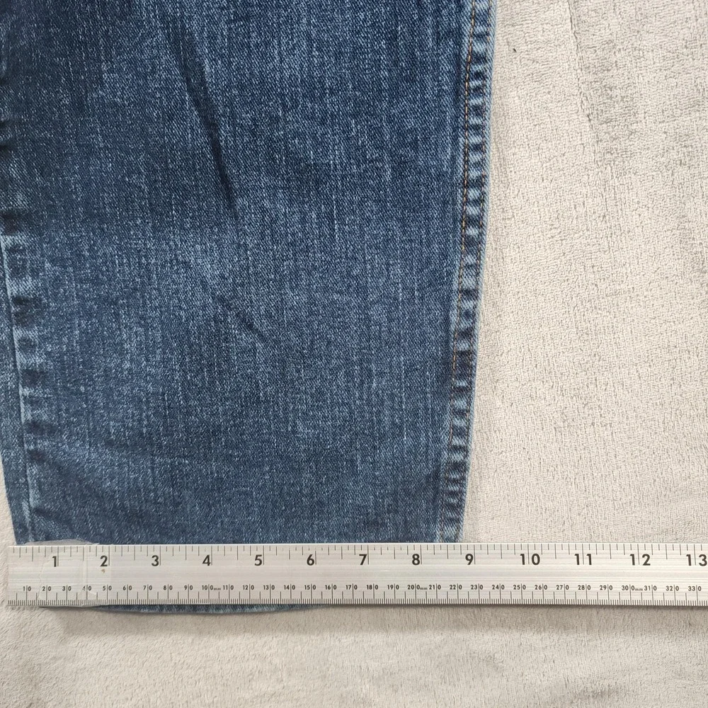Wrangler Jeans Mens 40x30 Blue Medium Wash Relaxed Fit Straight Denim Casual